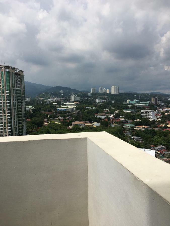 Trillium Residences Condominium Cebu Stadt Exterior foto