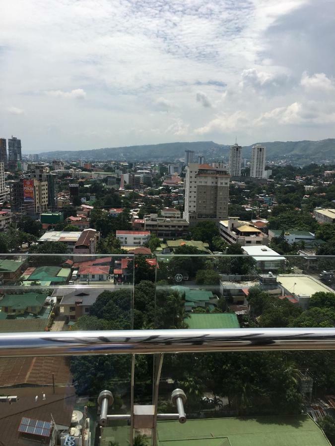 Trillium Residences Condominium Cebu Stadt Exterior foto